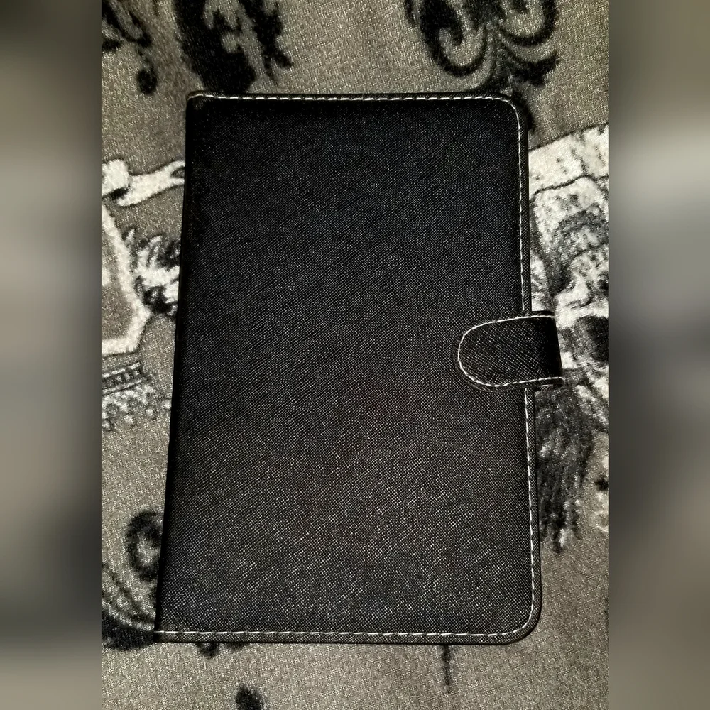 Black 7 Inch Tablet Cover W/ Keyboard & Stand
